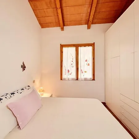 빌라 With Garden & Sea View