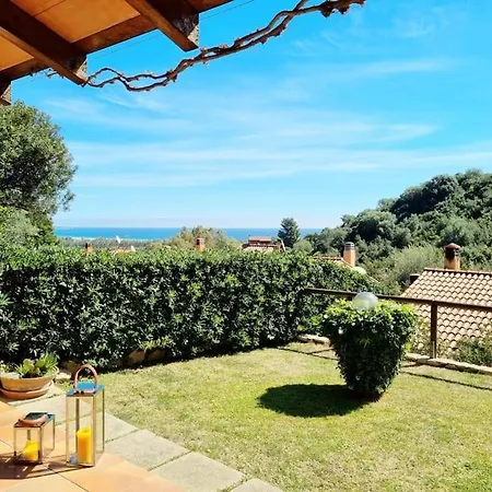 빌라 With Garden & Sea View
